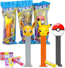 Distributeur de bonbons Pokémon en forme de Pokéball